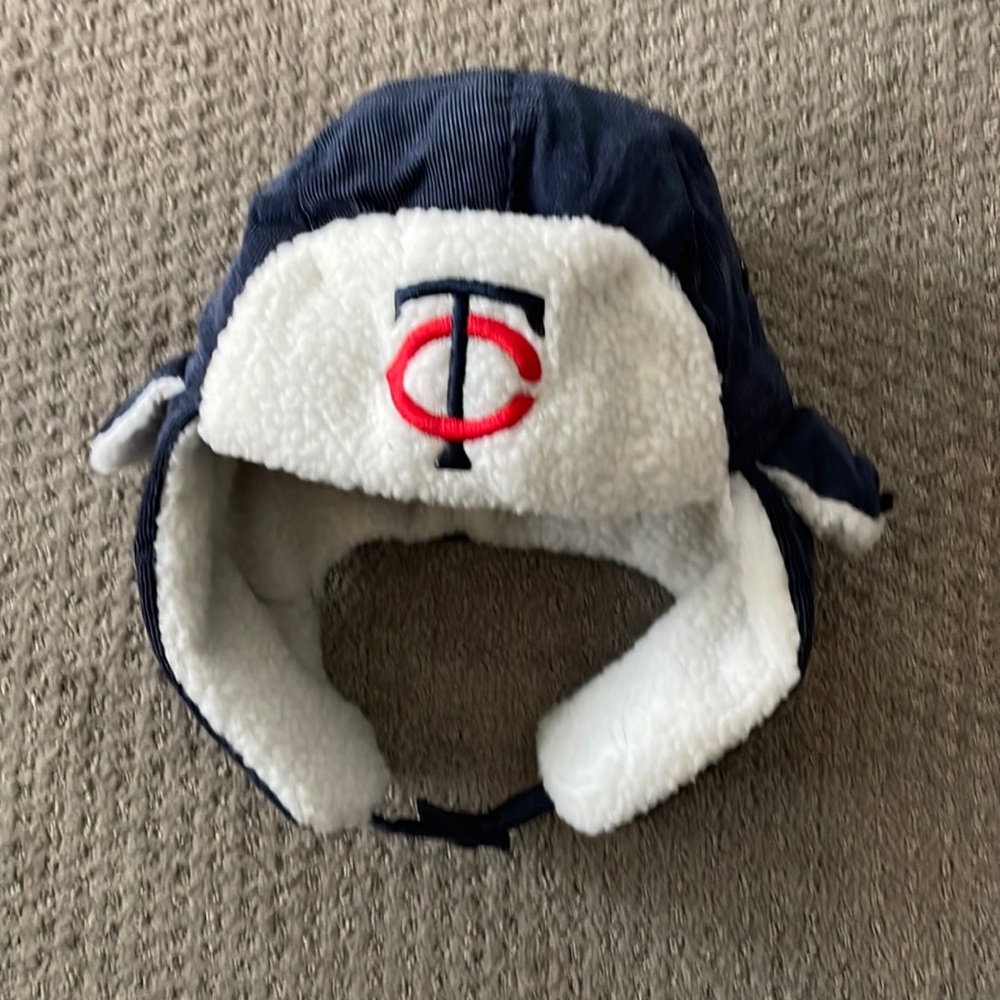 New Minnesota Twins 2021 Season Ticket Holder Bomber Trapper Hat Corduroy